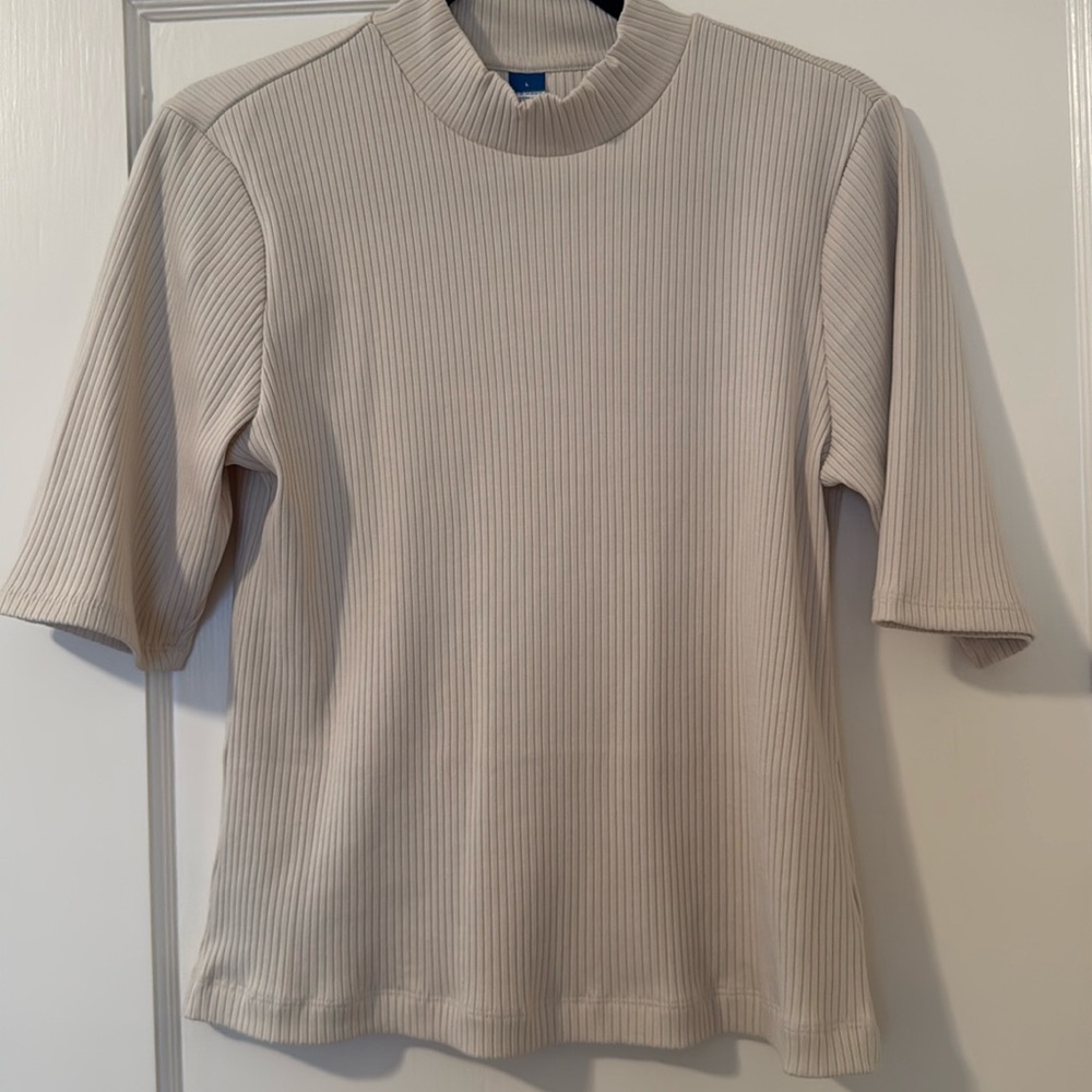 Ribbed Mock Necked Shirt